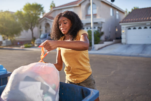 Best Commercial Cleanout Services  in St Marys, KS